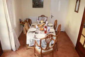 Rural Cozy Beamed Cottage VF-Du-Perigord Log Fire Vistas deslumbrantes Terraço privado - Image 4
