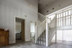 High Peak converted barn with private garden and stunning views - Image 2
