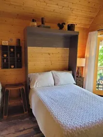 Treehouse Place at Deer Ridge Ole Mill - Image 4