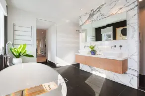Relax in Luxury and Comfort - Image 3