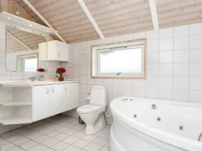 8 Person Holiday Home in Juelsminde-by Traum - Image 5