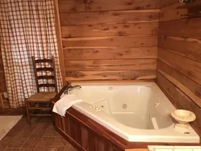 BOOK 4 ALABAMA FOOTBALL GAMES/AMAZING TWO STORY LOG CABIN/NEAR TOMBIGBEE RIVER - Image 5