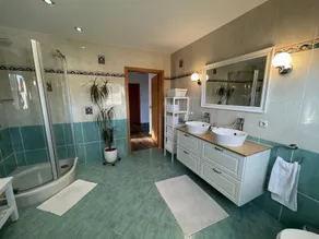 Sehr schönes Ferienhaus mit Terrassen, Garten und Pool, Nähe Weimar - Image 3