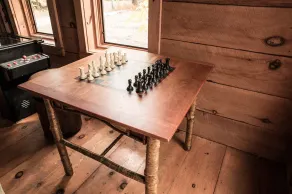rummelig luksus ski lodge ved en privat sø - Image 3