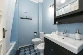 El lugar ideal cerca de la CENTRAL APT Castillo * * 2BD - Image 4