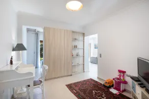 Modern villa with private pool - 120 m from Verde Blue beach - Image 2