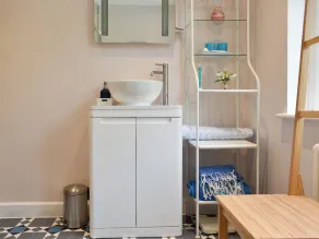 Alojamiento de 3 habitaciones en Axmouth - Image 2