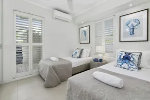 Beachfront Boutique Complex - Image 4