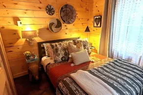 Cozy lil' Cabin in the Adirondacks with fireplace. - Image 5