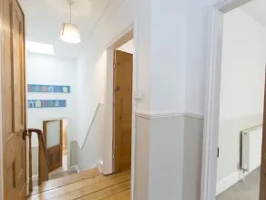 6 ABBEY TERRACE, family friendly, character holiday cottage in Whitby - Image 3