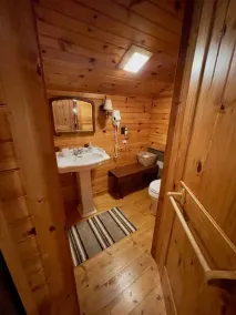 Little Creek Cabin, 2 bedrooms, 1.5 Baths (Sleeps 4) - Image 5