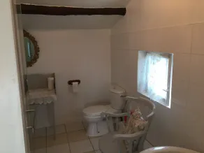 Le Gîte au Coin des Abeilles - Schöne ländliche Stein-Gîte mit drei Schlafzimmern und Pool - Image 3