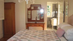 Annies cottage and garden - Image 4