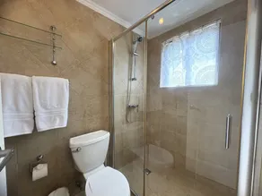 End Unit Townhouse in Gold Coast, Sleeps 6 Perfect for a family stay! - Image 5