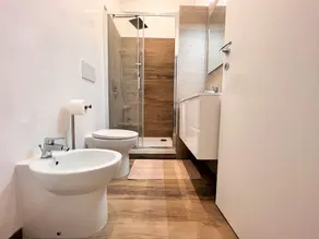 \"HEART \"Luxury Apartment, in the historical center of chiavari - Image 4