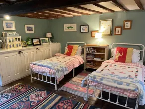 The Hillis Farmhouse - 6 Bed - Sleeps 11 - Pets - Image 5