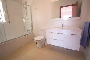 Catalunya Casas: Färgglada Villa Mare upp till 12 gäster, bara 3. 5km till stranden! - Image 2
