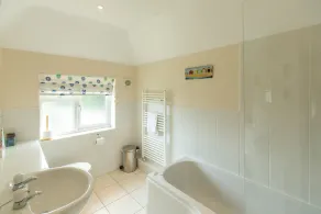 18 Pilgrim's Way, Thorpeness - Image 2
