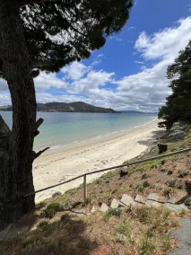 Charming Dennes Point house close to the beach - Image 3
