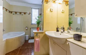 Beautiful Apartment In Labin - Image 5