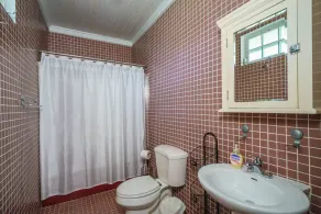 LARGE POOL/JACUZZI-Spacious Historic Hacienda, near BEACHES, Bio Bay, & tours - Image 4