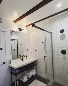 Historic Barn - 2 Bedroom Apartment Close To Legoland NY - Image 4