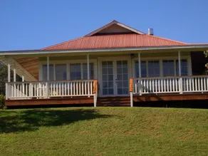 Pu'u Menehune (Guds land!) 13 Acre Ranch-home, Stream & Waterfalls - Image 5