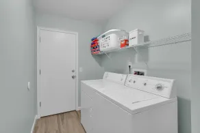 Coastal Heated Pool Home, 10 mins to the beach and downtown  - Image 2