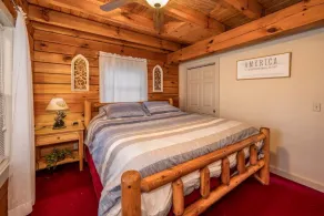 \"Shine Ridge\"-Cabin w/ Views, hot tub and mins to Attractions - Image 4