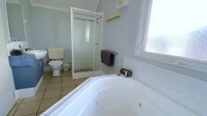 Osprey Holiday Village Unité 222/1 Bedroom - Bain à remous, lit king size parfait pour un court séjour - Image 2