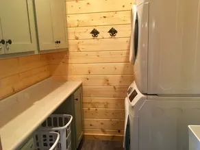 Nytt lyxhus i skogen med privat tillgång till Meramec River och Gravel Bar - Image 2