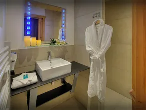 Ski nos Alpes a partir deste novo chalé de 4 * com jacuzzi - Rede OVO - Image 2