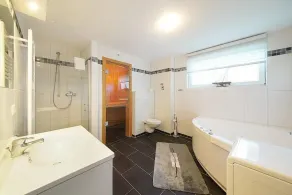 Hochwertiges Ferienapartment an der Nordsee mit Balkon, Sauna und Whirlbadewanne - Image 3