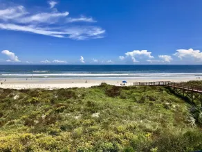 110 Sunny Crescent Beach Oceanfront Apartments! - Image 5