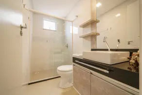 Apartamento com 2 quartos em prédio com piscina - Image 2