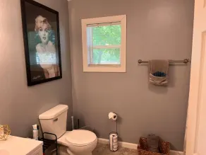 600 House - Image 3