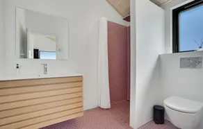 3 Bedroom Stunning Home In Jerup - Image 4