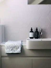 North Bondi - Beachside Designer Apartment - Image 4