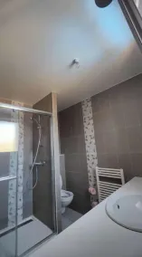 Logement avec grand balcon dans le Brionnais - Image 5