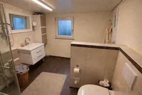 Neu Renovierte Moderne Wohnung am Rhein mit Garten u Burgblick - Image 4