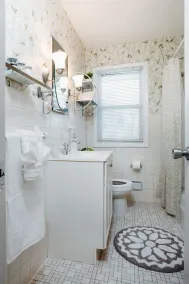 Welcome to our charming and newly remodeled home, close to everything - Image 3