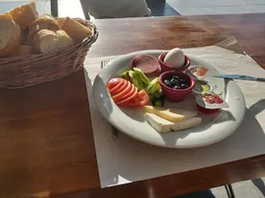 Reis Beach Hotel - Image 3