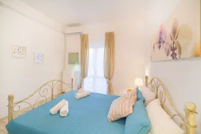 Karia Holiday Home - Image 4