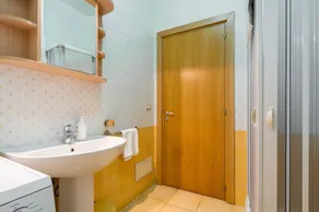 Apartment a stone's throw from Gallipoli - Image 4