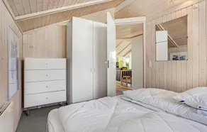 2 Bedroom Stunning Home In Odder - Image 5