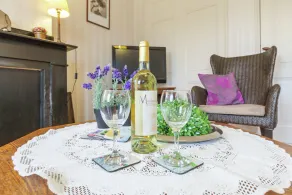 Lovely Cottage near Sea in Wemeldinge - Image 2