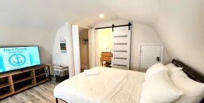 #79 The Summer Loft by Joyful Moments Vacations - Image 5