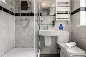 Imperial Inn Studios Tottenham Hale - Image 4