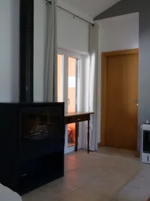 Smuk villa med dejlig udsigt til bakkerne over fredfyldte engmarker - Image 2
