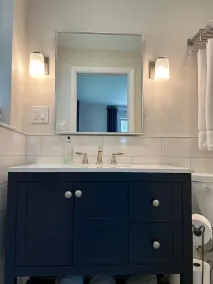 Single open-concept home one block from the ocean with heated pool and lanai  - Image 2